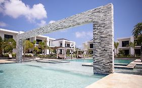 Sirena Resort